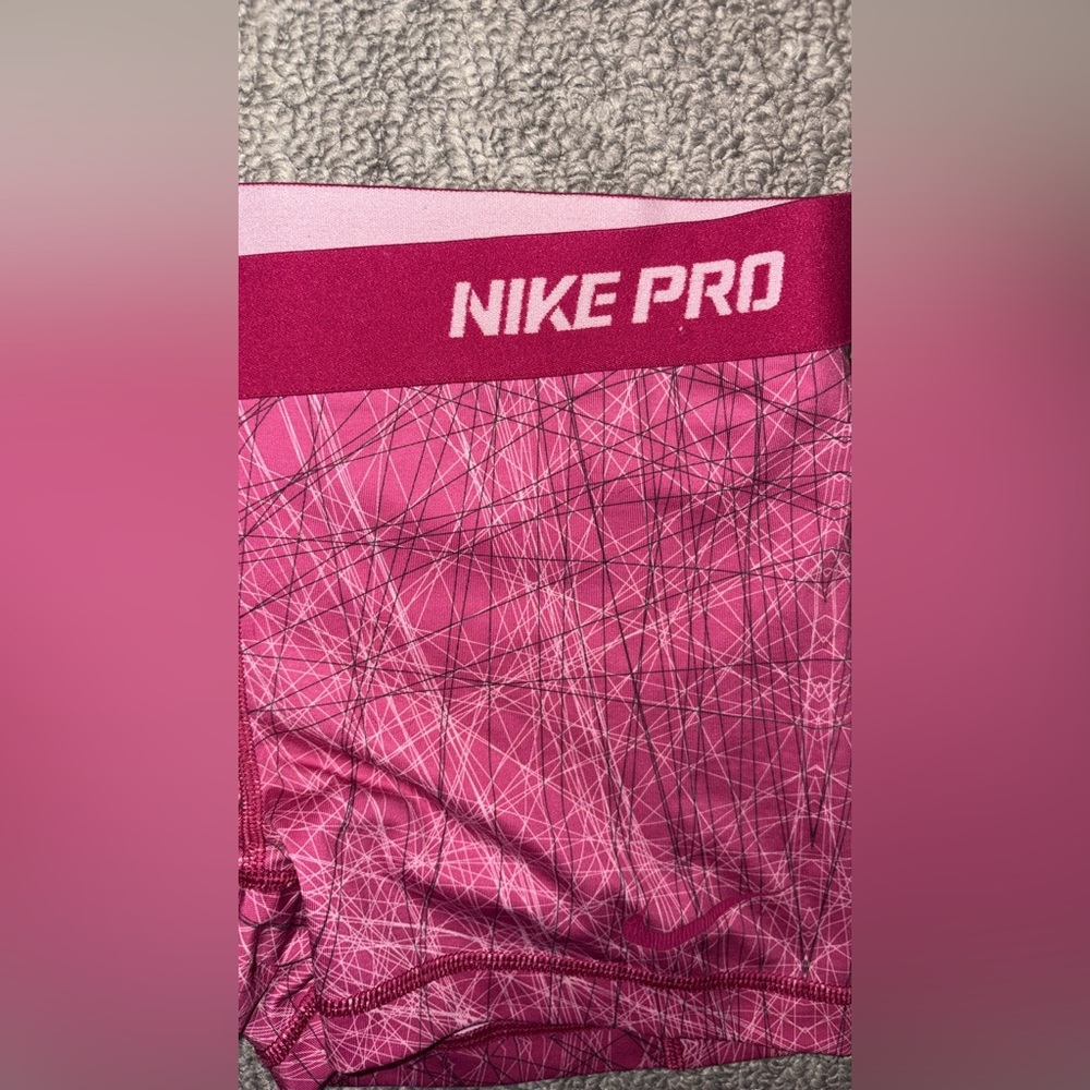 Nike Pro Spandex In Pink - Picture 2 of 5